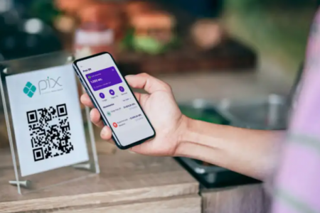 Otra fintech chilena se suma a la fiebre del Pix: CurrencyBird permite a turistas brasileños pagar en el país