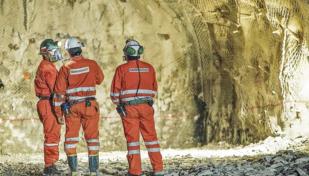 Codelco y el accidente en El Teniente: Suspensión contractual y un pulso por la seguridad minera
