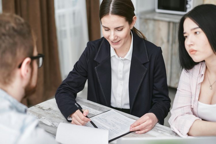 <p>Precios de los seguros en Latinoamérica caen un 5% en el segundo trimestre, marcando tendencia global de moderación en precios</p>