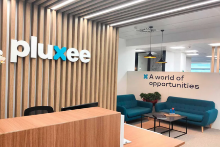 Pluxee redefine el bienestar laboral en México tras alianza con española Cobee