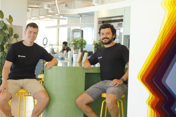 Cristóbal Grinbergs y Sebastián Hernández, fundadores de Cardda.
