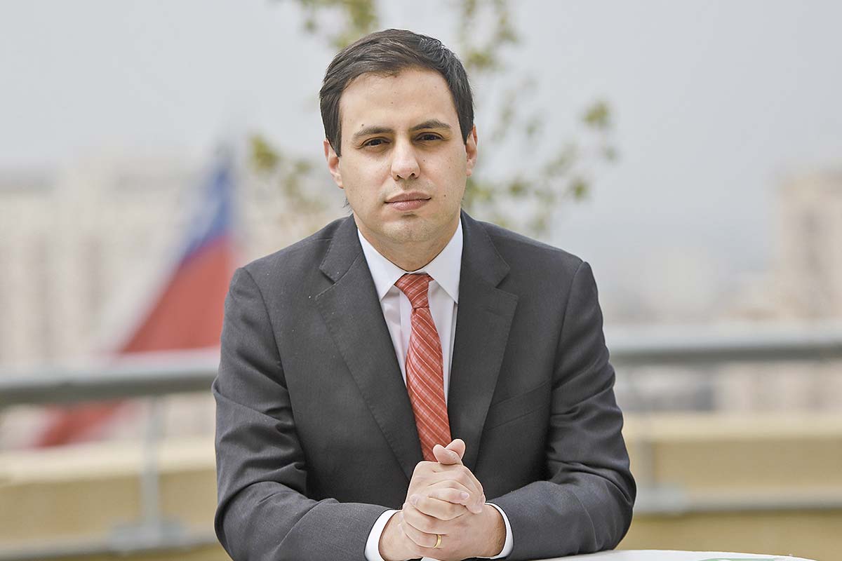 <p>Cristóbal Gamboni se une a la CPC como nuevo director de Políticas Públicas</p>