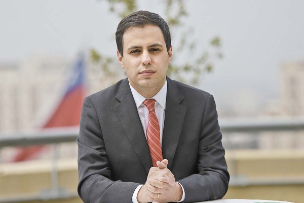 <p>Cristóbal Gamboni se une a la CPC como nuevo director de Políticas Públicas</p>
