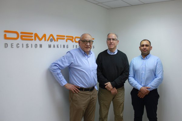 Sergio Flores, Pedro Muzzio y Ernesto Vásquez, socios de Demafront.