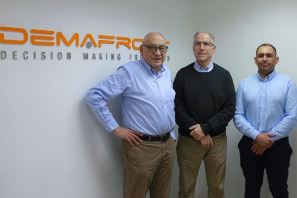 Sergio Flores, Pedro Muzzio y Ernesto Vásquez, socios de Demafront.