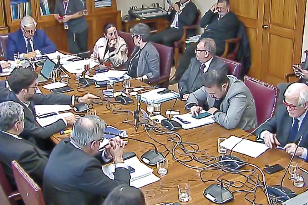 <p>El presidente del Fondo Autónomo de Protección Previsional, Enrique Marshall, expuso este miércoles en la comisión de Trabajo del Senado.</p>