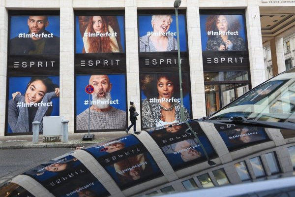 <p>Esprit cierra dos tiendas más en Chile, ¿Se avecina el final definitivo de la marca en el país?</p>