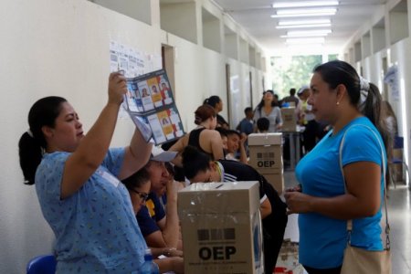 Sorpresa en Bolivia: centrista Rodrigo Paz lidera la elección y se enfrentará en segunda vuelta con Jorge "Tuto" Quiroga