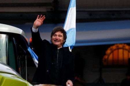 Milei se enfrenta una oposición sin rival político fuerte en Argentina