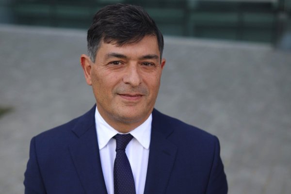 <p>Autopréstamo previsional para financiar viviendas y devolución de IVA: las propuestas económicas de Parisi</p>