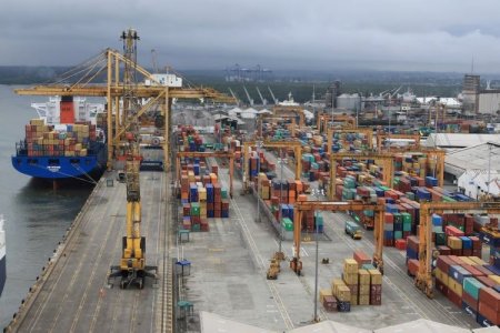 <p>Perú espera atraer inversiones con reducción de impuestos y sostener auge de agroexportaciones</p>