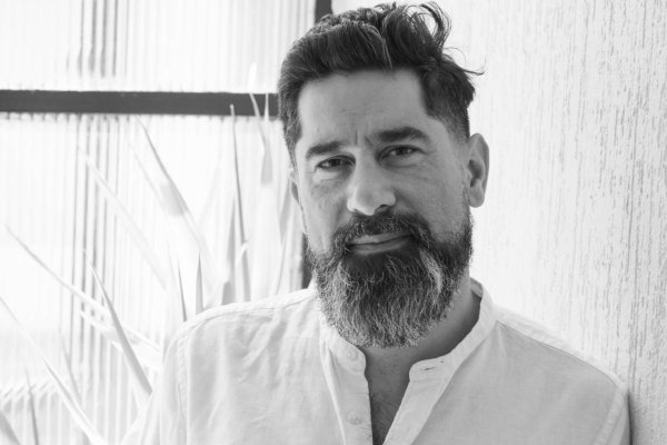 <p>Cristóbal Bellolio: “Veo muy difícil, hoy día, que Jara gane una segunda vuelta, no porque sea comunista, sino porque es la representante del Gobierno"</p>