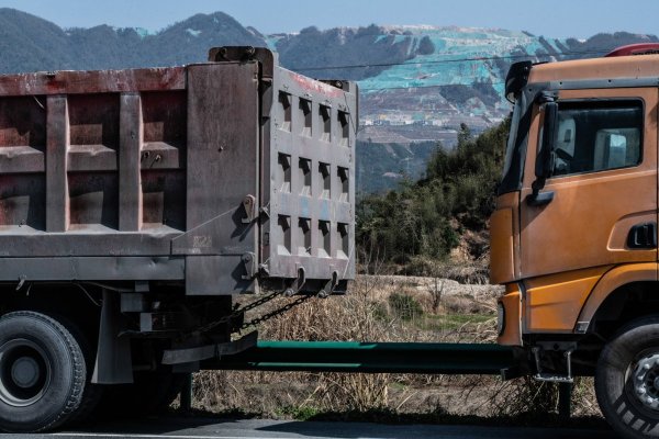 <p>EEUU endurece controles a importaciones de cobre, litio y acero desde China por uso de mano de obra esclava</p>