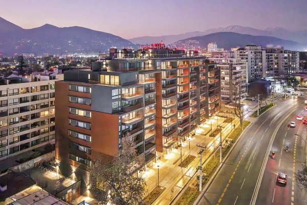 <p>Fondo de pensiones canadiense CDPQ concreta compra de su cuarto multifamily en Chile junto a Greystar</p>