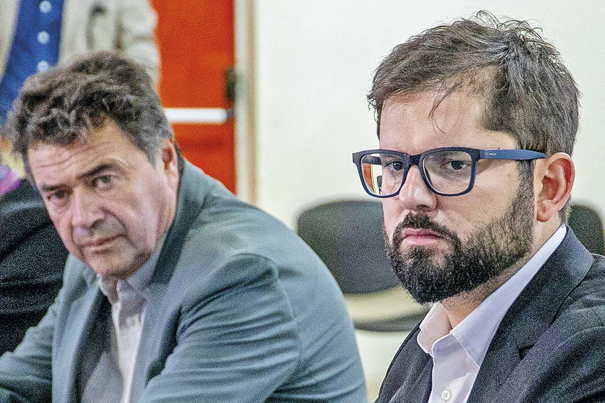 <p>Valenzuela a pesar de una buena evaluación dejó el cargo que ocupaba desde el principio de Gobierno.</p>