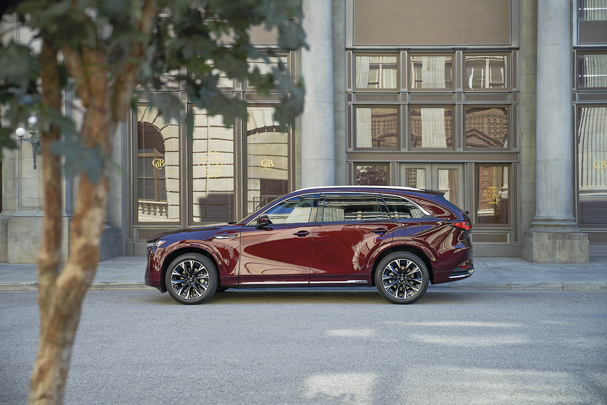 <p>Mazda CX-90: lujo y potencia para la familia</p>