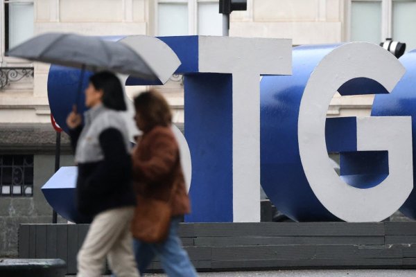 <p>SEC reporta poco más de 63 mil clientes sin servicio eléctrico en el país al inicio de un nuevo frente de mal tiempo</p>