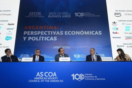 <p>Minería y energía, los ejes del nuevo relato económico de Argentina</p>