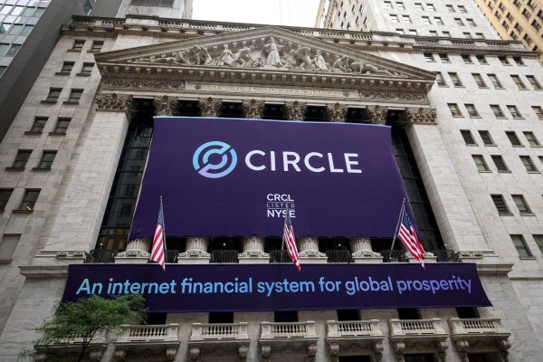 <p>Goldman Sachs y el Tesoro de EEUU anticipan fiebre de oro para las stablecoins</p>