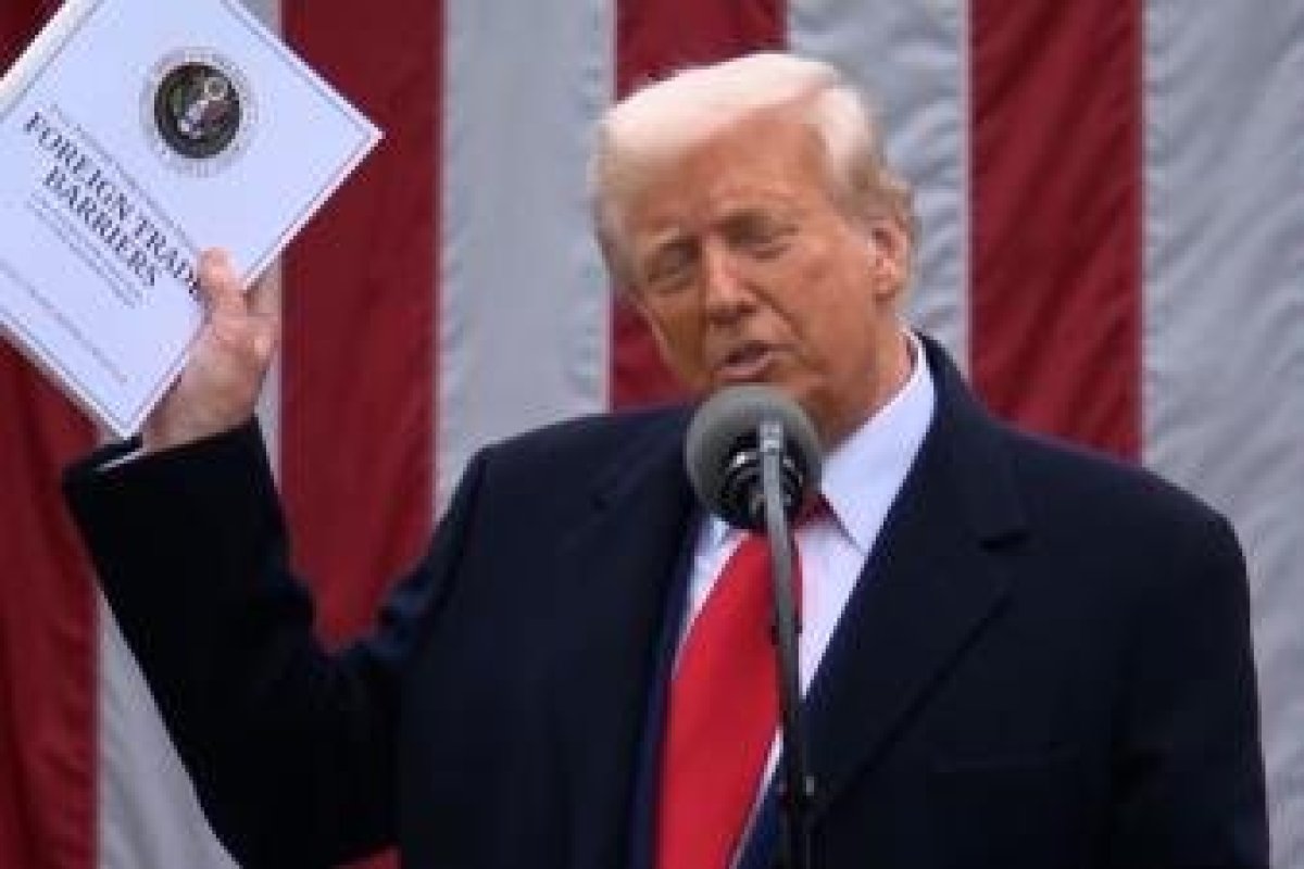 <p>Ahora en DF | Trump amenaza con aranceles adicionales a países con tasas "perjudiciales" para EEUU</p>