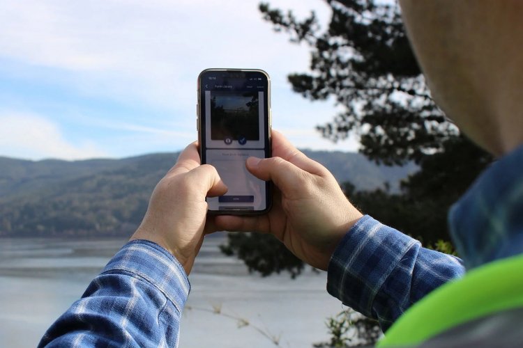 <p>Chilena Eskuad llega a Uruguay y suma IA a su sistema que reemplaza al papel y lápiz en terreno</p>