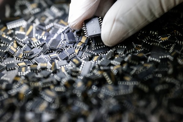 <p>Los semiconductores están en el centro de las tensiones comerciales entre China y Estados Unidos. Foto: Bloomberg </p>
