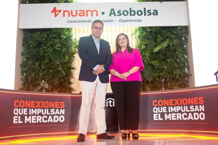 <p>Representantes de las bolsas de Colombia, Chile y Perú firman acuerdo para promover integración regional</p>