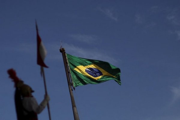 Autoridades brasileñas lanzan redadas contra delincuencia organizada en sector de los combustibles