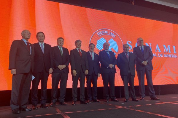 <p>Diez exministros de Minería instan a candidaturas presidenciales a alcanzar un acuerdo nacional para fortalecer al sector</p>