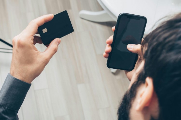 <p>El 94% de los latinos considera esencial poder pagar con medios de pago locales</p>