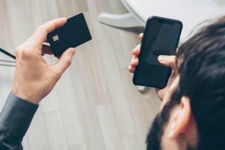 <p>El 94% de los latinos considera esencial poder pagar con medios de pago locales</p>