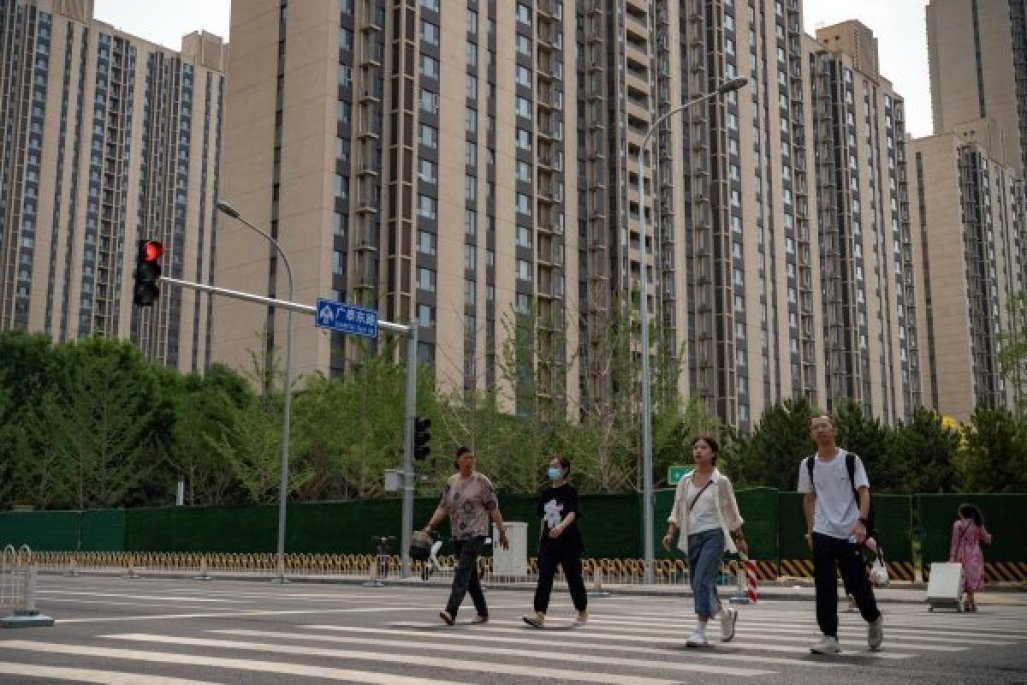 La caída de las ventas de viviendas en China se extiende, mientras los precios siguen bajando