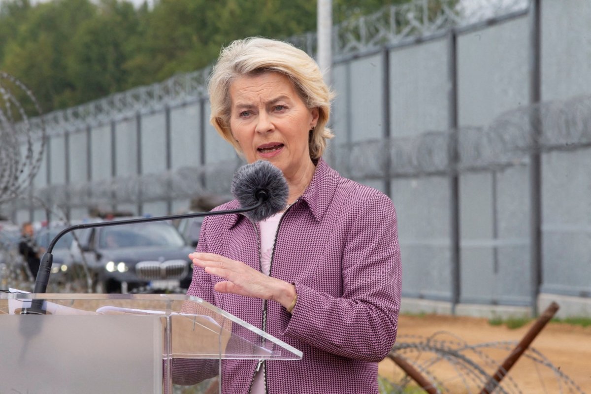 <p>Avión de Ursula von der Leyen sufre por interferencias en GPS en aeropuerto de Bulgaria que se sospecha fueron causadas por Rusia</p>