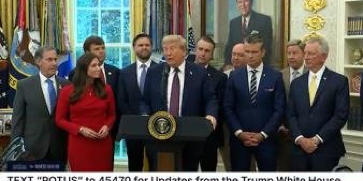 <p>Ahora en DF | Trump confirma un ataque en aguas del Caribe contra un buque cargado con drogas: al menos 11 personas mueren</p>