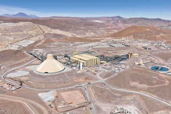 <p>Gigante Teck congela su expansión global para enfocarse en resolver contratiempos en Quebrada Blanca en Chile</p>