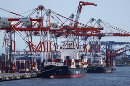 <p>Tras subida de aranceles a Brasil, exportaciones a EEUU cayeron 18,5% en agosto, pero superávit comercial creció 36%</p>
