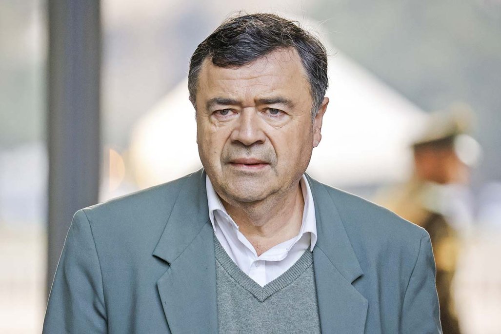 Esteban Valenzuela fuera del gabinete: una fractura que revela la tensión del oficialismo y sus límites