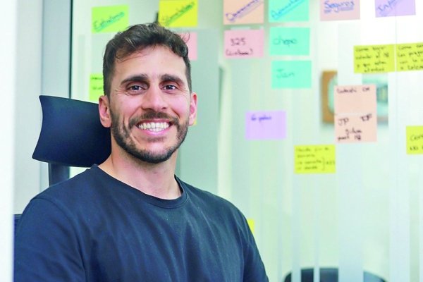 <p>Sebastián de Peña sobre su padre Fernando de Peña: “Tengo la suerte de poder decir que la próxima etapa laboral de él la vamos a construir juntos”</p>
