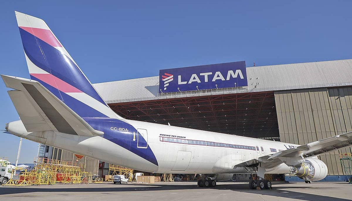 Latam Airlines busca concretar cuarta venta de acciones.