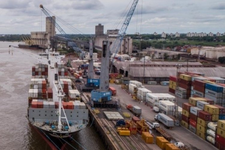 <p>Ultramar, el grupo chileno interesado en un activo de la argentina Vicentin, invierte US$ 30 millones en el puerto de Rosario</p>