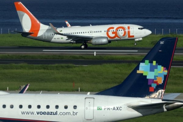 Jefe del regulador antimonopolio de Brasil pide a las aerolíneas Gol y Azul que dejen de hablar de fusión en público