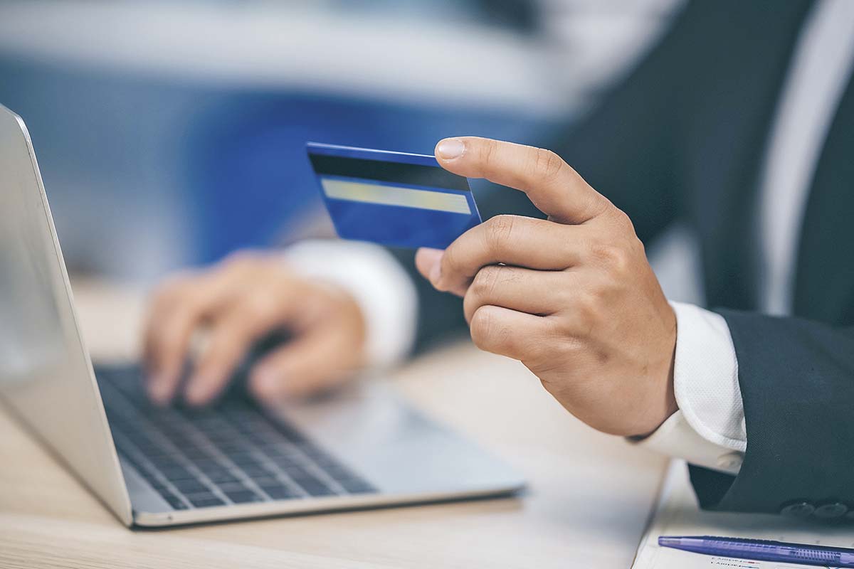 <p>Transacciones digitales en la banca crecen 9%, mientras cheques y cajeros automáticos siguen perdiendo terreno</p>