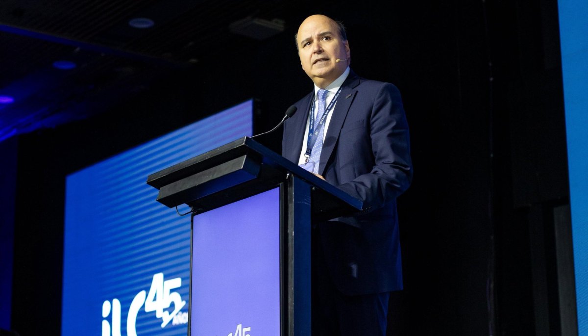 Desafíos del envejecimiento: Proyecciones alarmantes para 2050 en Chile