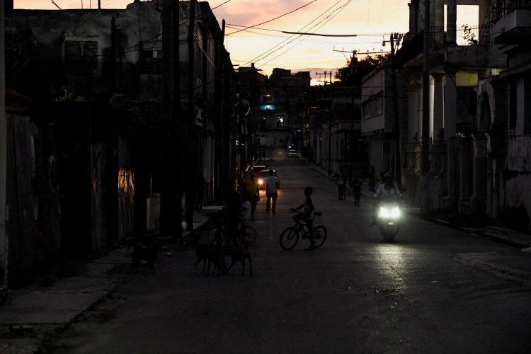 <p>Cuba comienza a restaurar suministro de electricidad tras nuevo apagón general</p>