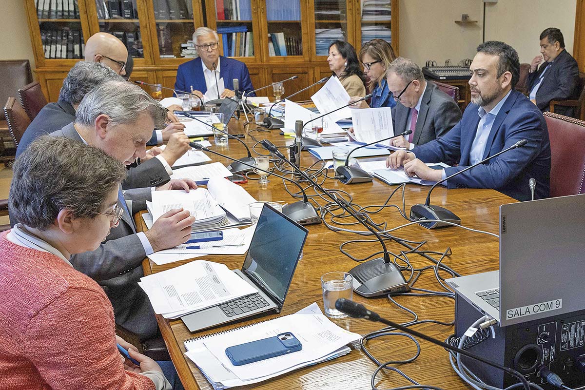 <p>Foto: Senado</p>