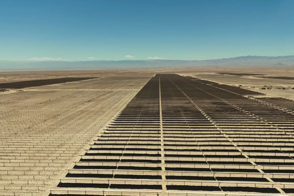 <p>Española Grenergy suma US$ 1.237 millones de financiación para su proyecto solar Oasis de Atacama</p>