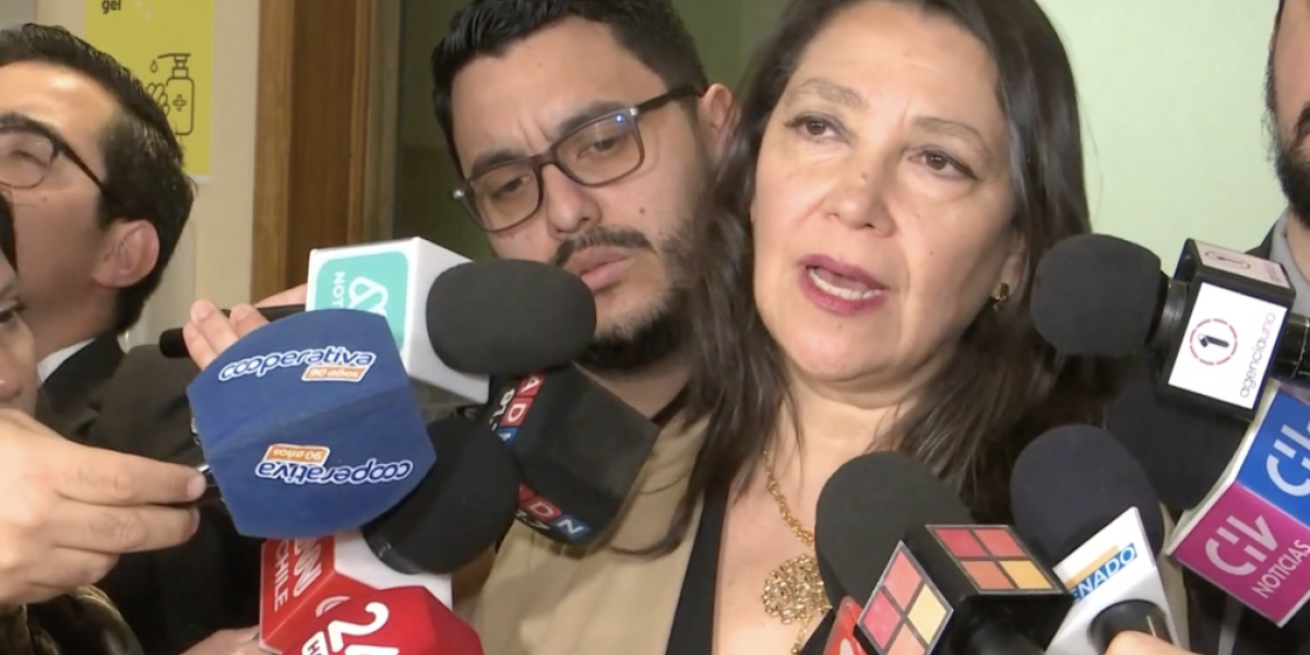 <p>Ahora en DF | Voto obligatorio: Ministra Lobos detalla la reforma en materia de derecho de sufragio de personas extranjeras</p>