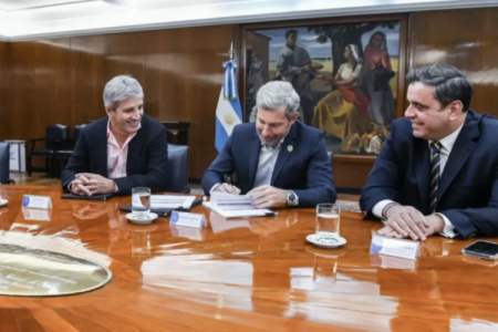 <p>Milei y su equipo de Gobierno inician diálogo con provincias aliadas</p>