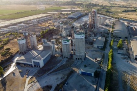 <p>La peruana Yura vende su participación en la chilena Cementos Bío Bío por más de US$ 100 millones</p>