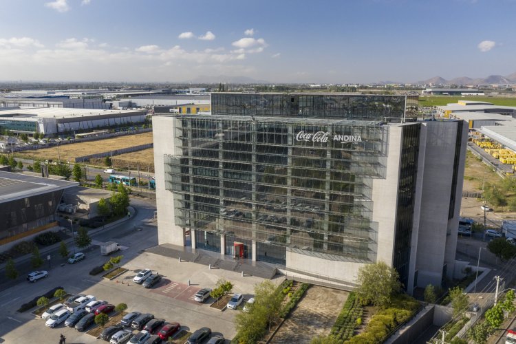 <p>Coca-Cola Andina migra su infraestructura tecnológica a Google Cloud para impulsar la eficiencia operativa, de la mano de TIVIT</p>